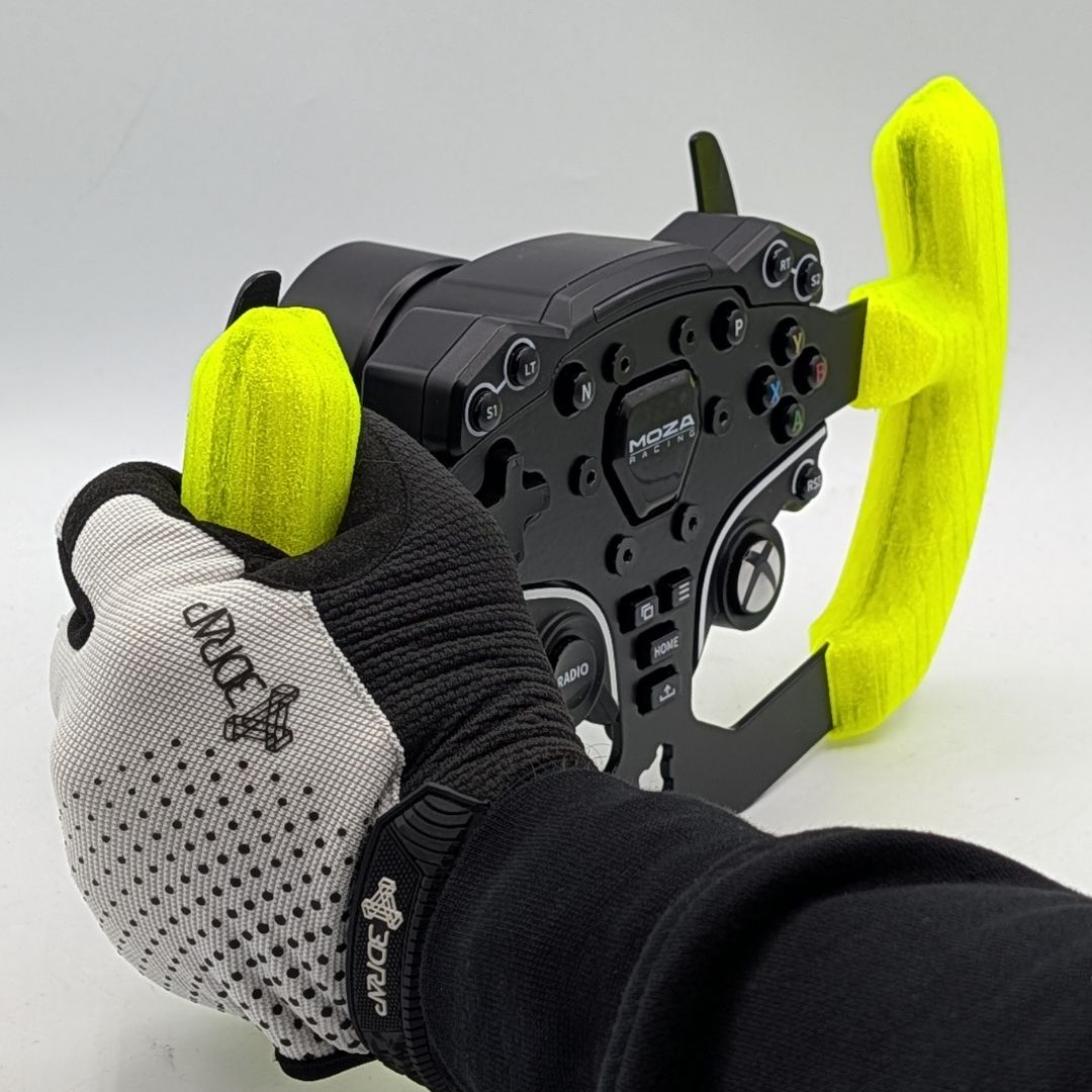 SimRacing PRO Grip Gloves - The perfect grip on Sim Racing Steering Wheel